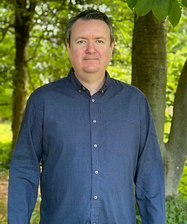 Headshot of Tim McGlynn